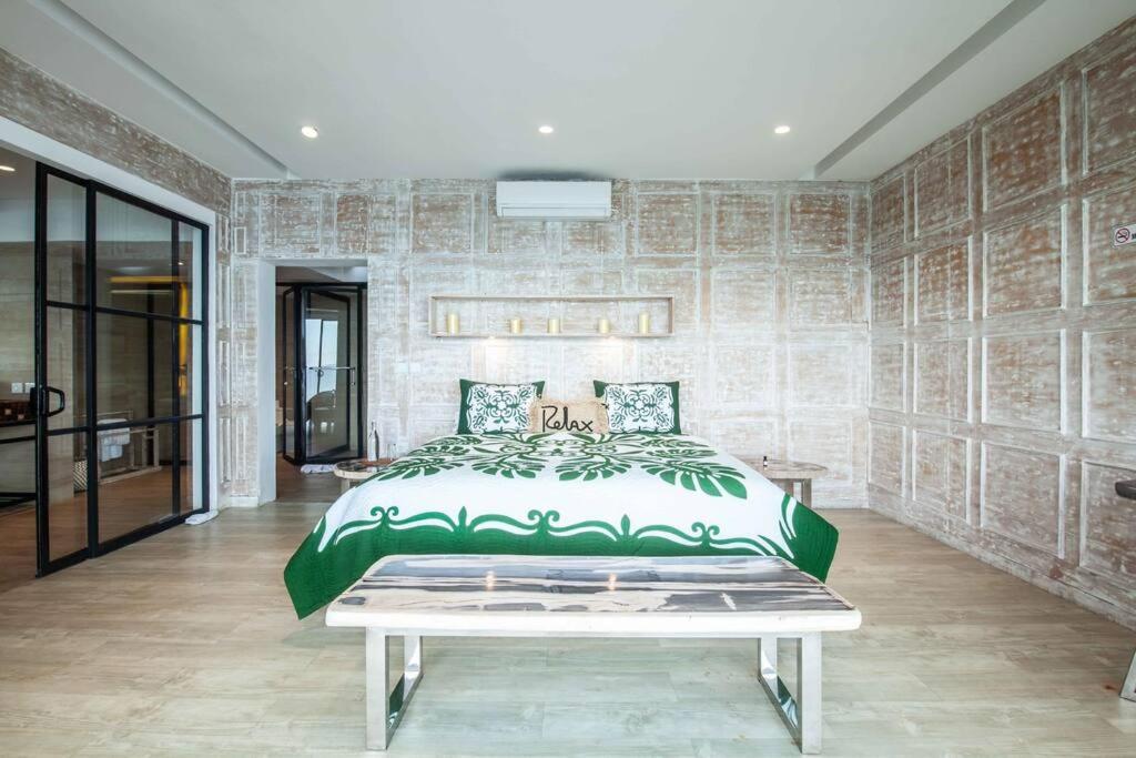Nusa Dua Ocean View With Private Beach Exteriör bild
