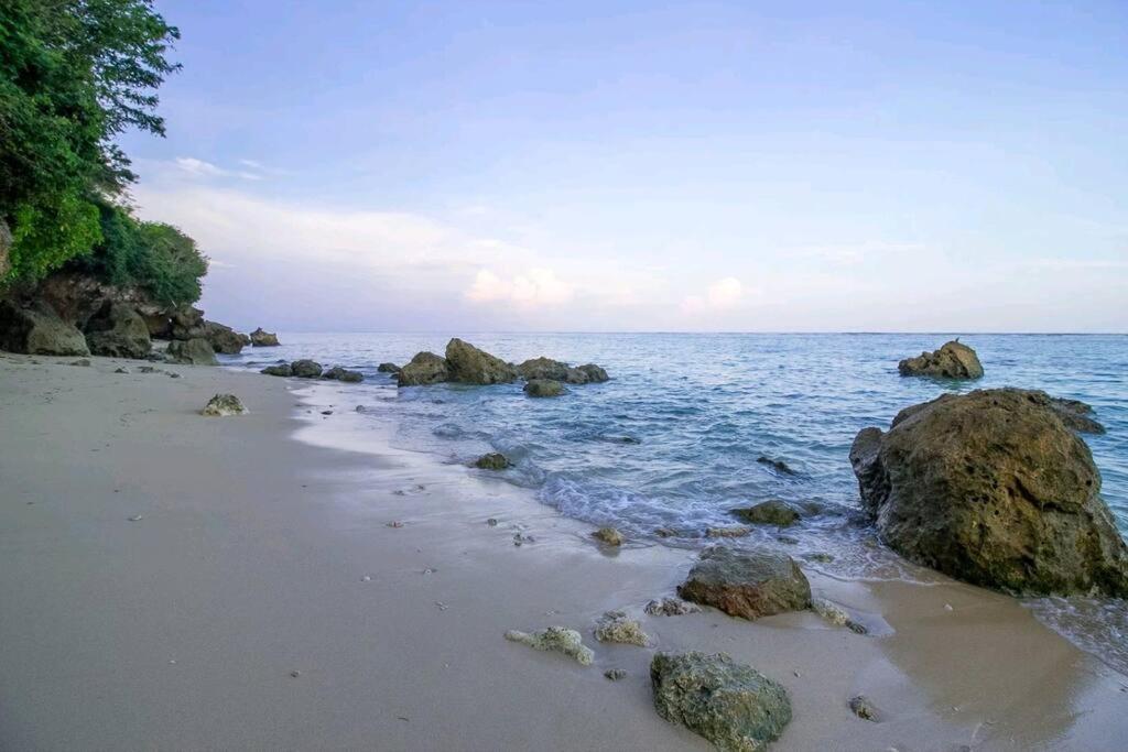 Nusa Dua Ocean View With Private Beach Exteriör bild