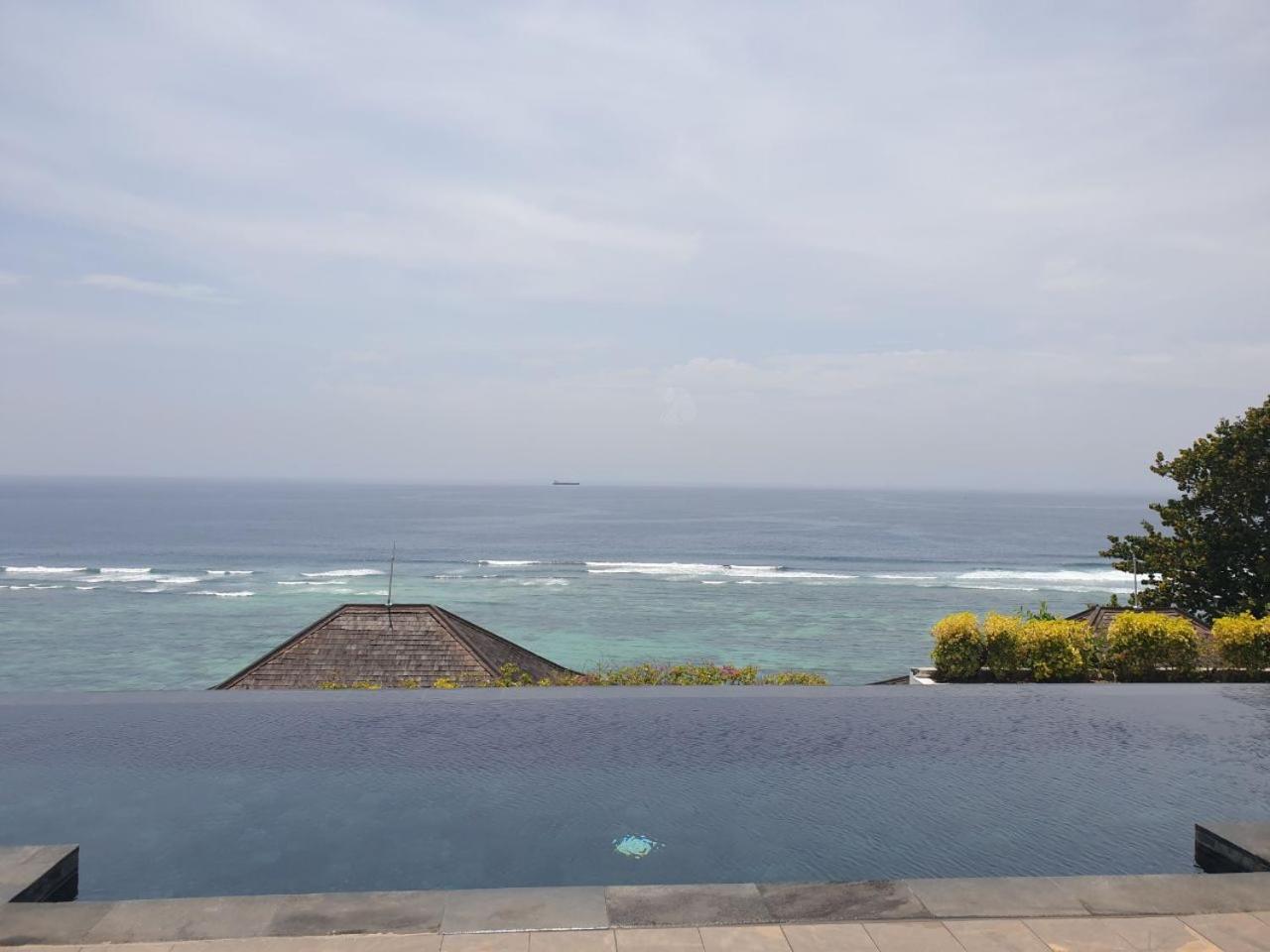 Nusa Dua Ocean View With Private Beach Exteriör bild
