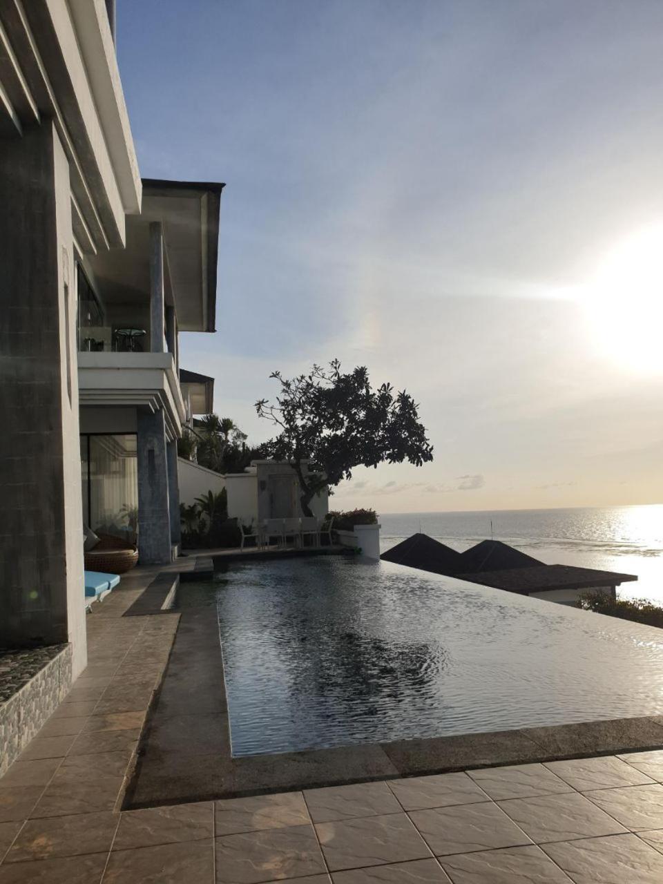 Nusa Dua Ocean View With Private Beach Exteriör bild